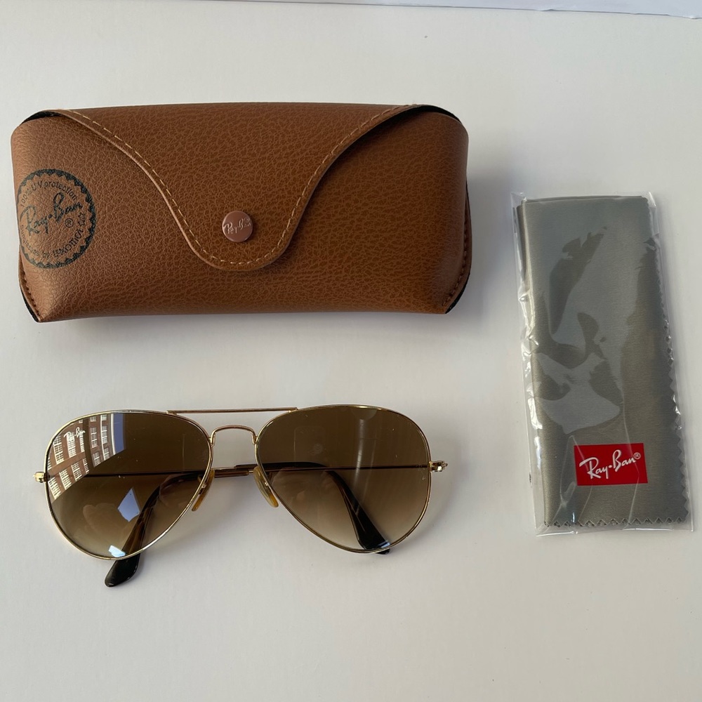 Ray-Ban Aviator Sunglasses